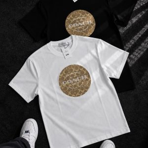 Camiseta hombre círculo dorado