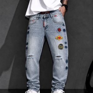 Jean hombre azul claro con parches